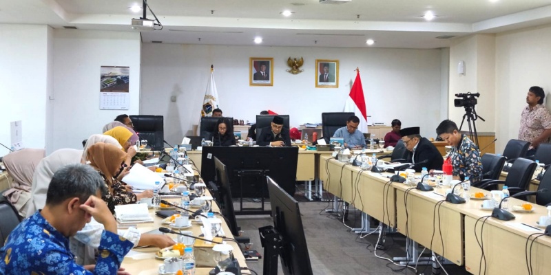 Raperda KTR: Antara Kesehatan dan Ekonomi Pedagang