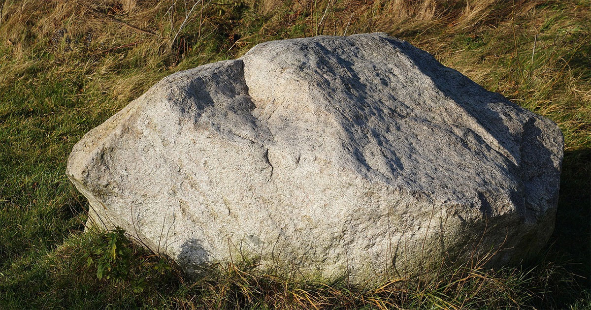 Menggali Batu Keras: Merekayasa Pikiran untuk Berkarya