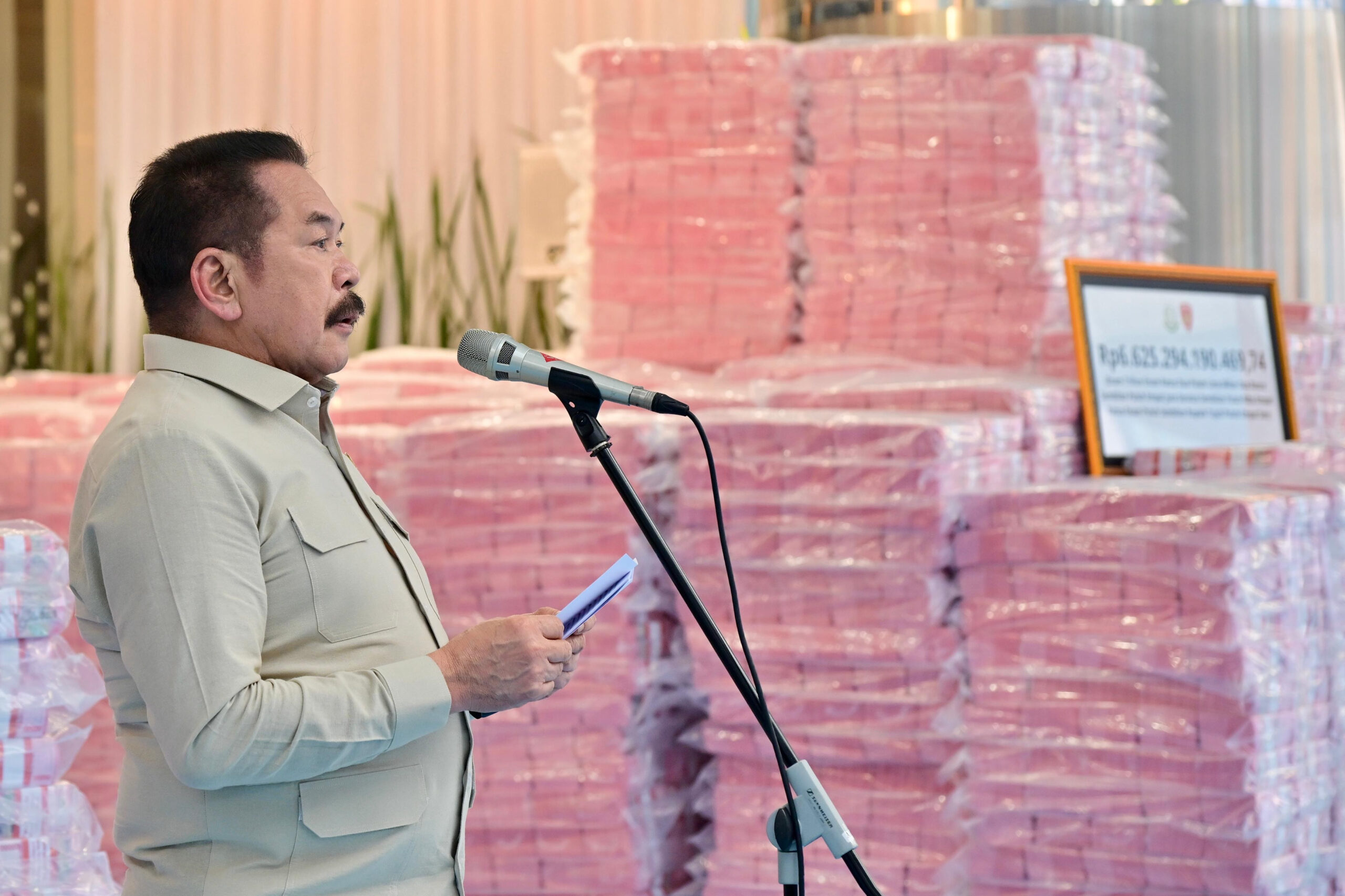 Ketegasan Jaksa Agung Dinilai Penentu Kepercayaan Publik